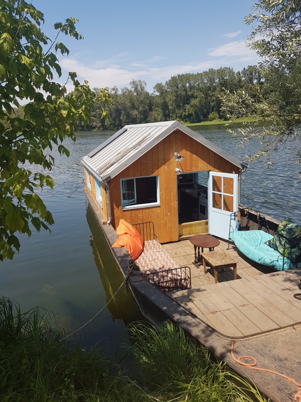 TERRASSE AVEC VUE SUR LA LOIRE
